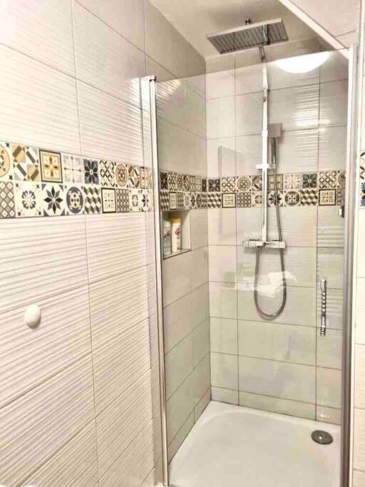 Apartamento Le St Apollinaire N°2-Ma Cabotte Meximieux Exterior foto