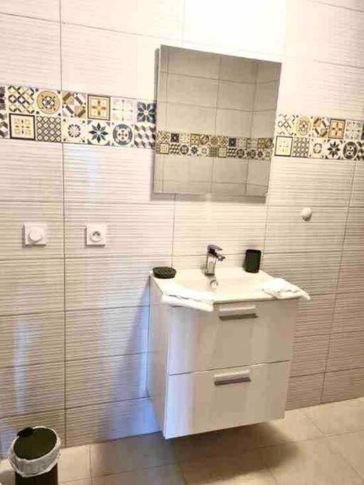 Apartamento Le St Apollinaire N°2-Ma Cabotte Meximieux Exterior foto